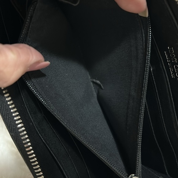 Jimmy Choo Star Studded Black Zip Around - Picture 10 of 12